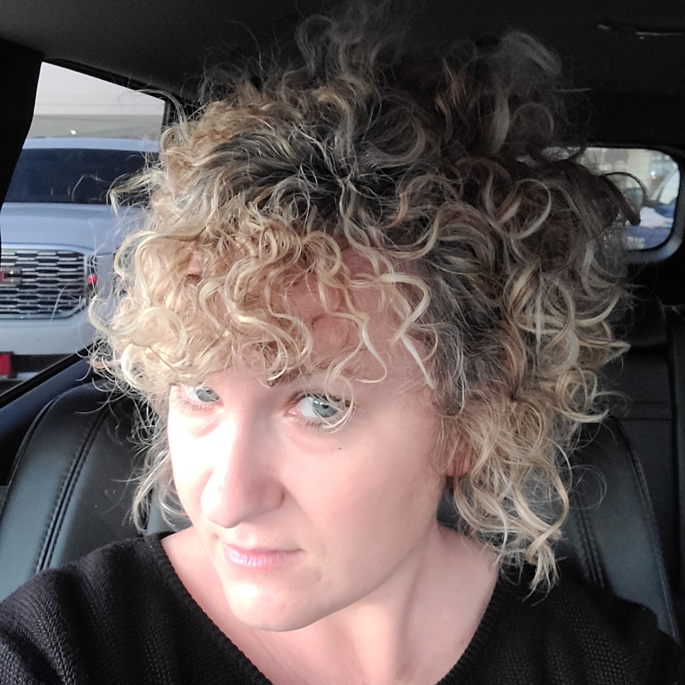 Meet your Posher, Lauren